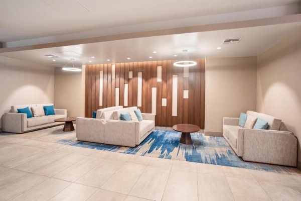 Holiday Inn Los Angeles - LAX Airport image 17