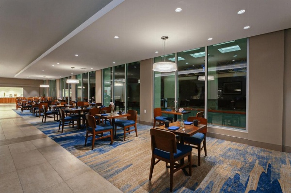 Holiday Inn Los Angeles - LAX Airport image 5
